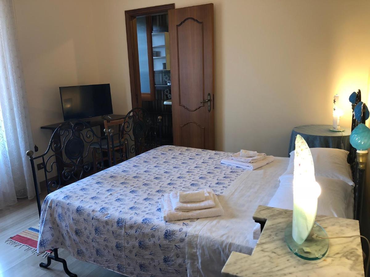 Giardino Sul Mare Bed & Breakfast Patti Exterior photo